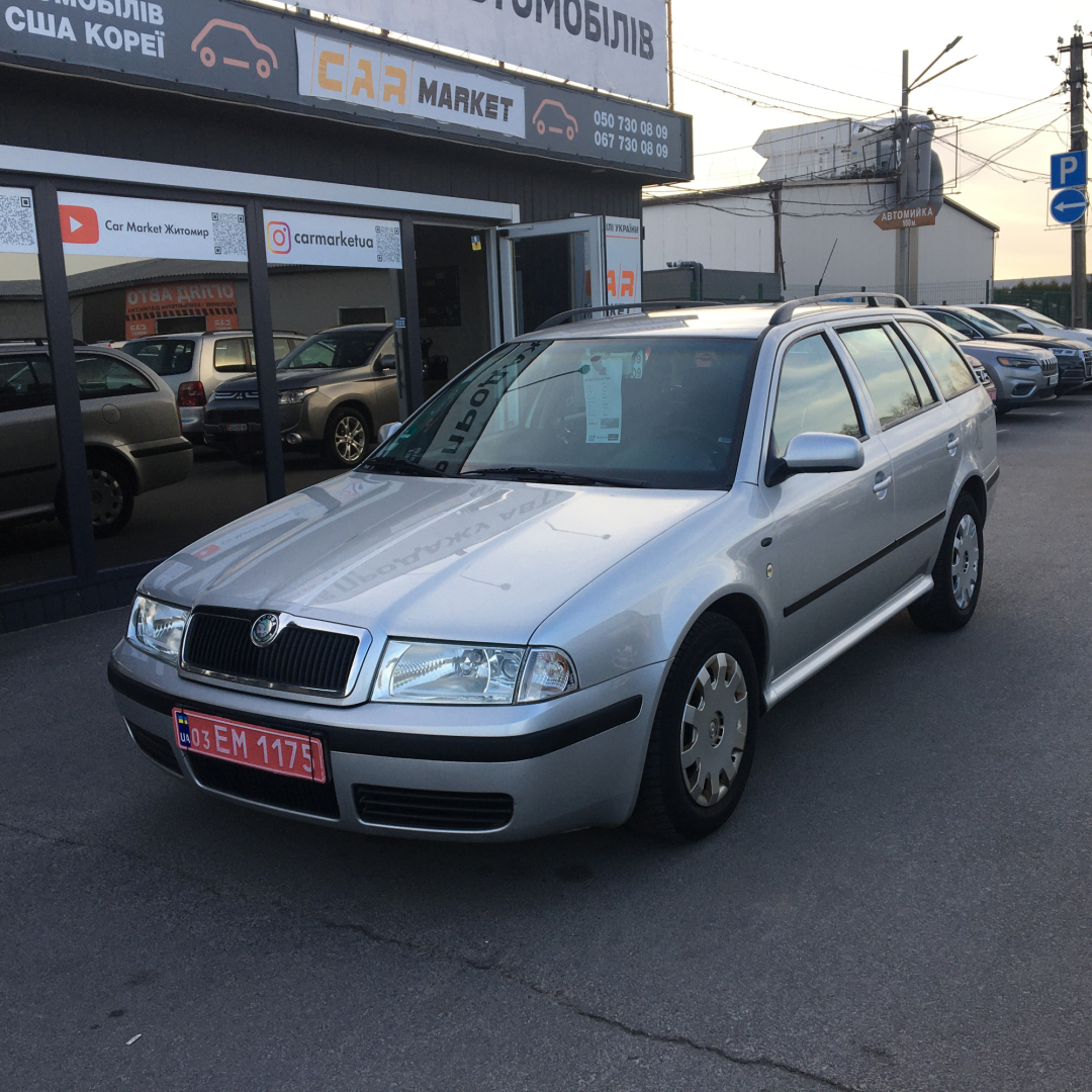 Skoda Octavia Tour 2001 Skoda Octavia Tour 2001