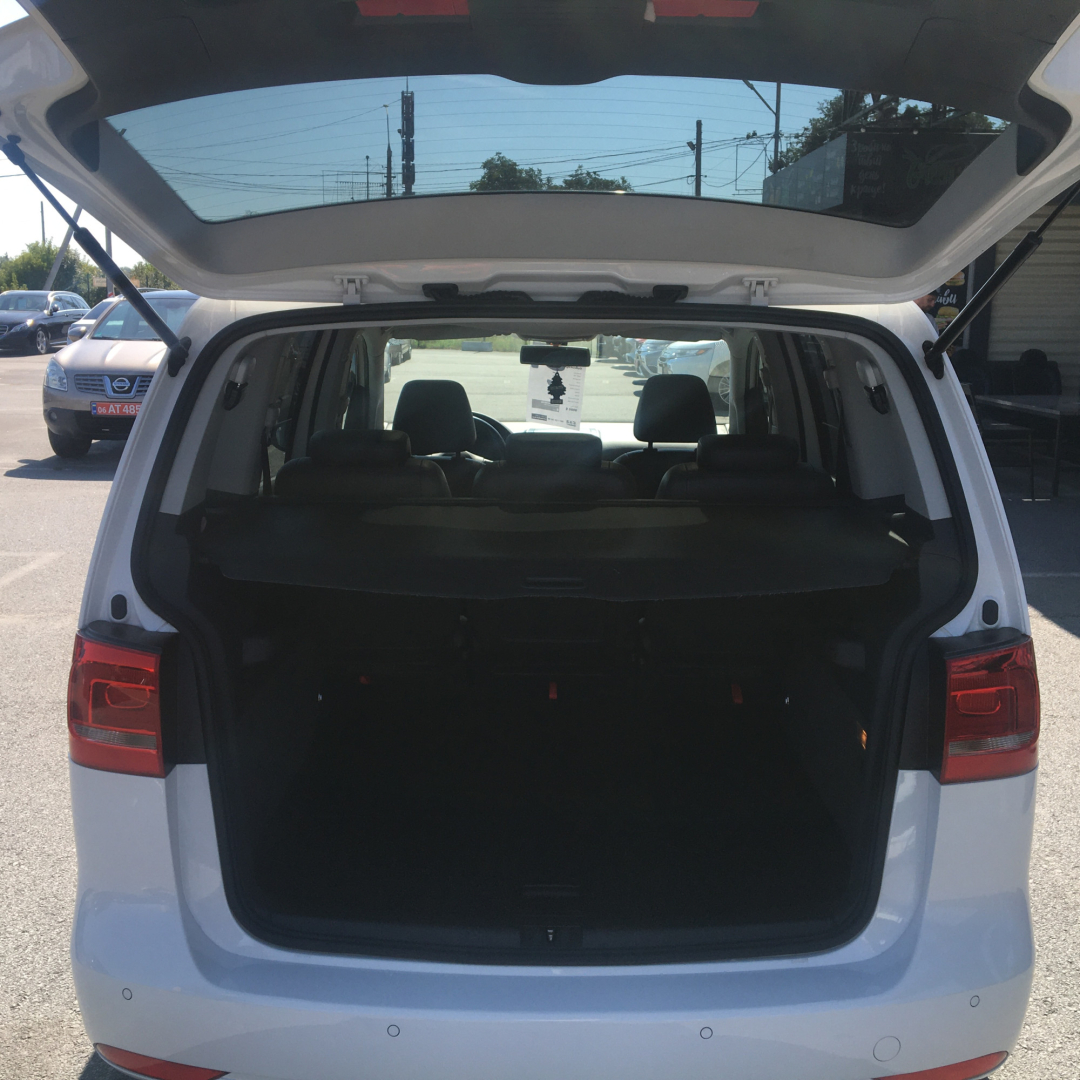 Volkswagen Touran 2011 Volkswagen Touran 2011