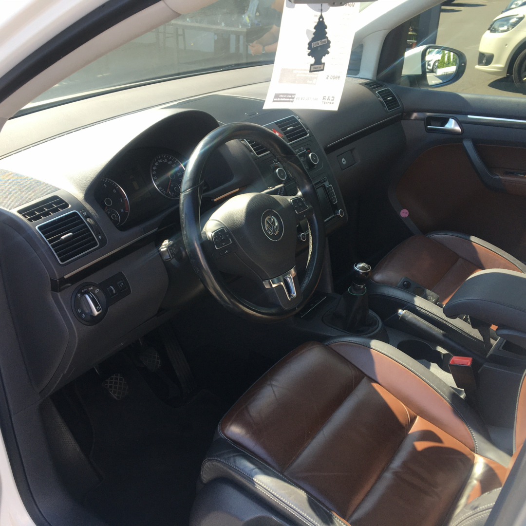 Volkswagen Touran 2011 Volkswagen Touran 2011