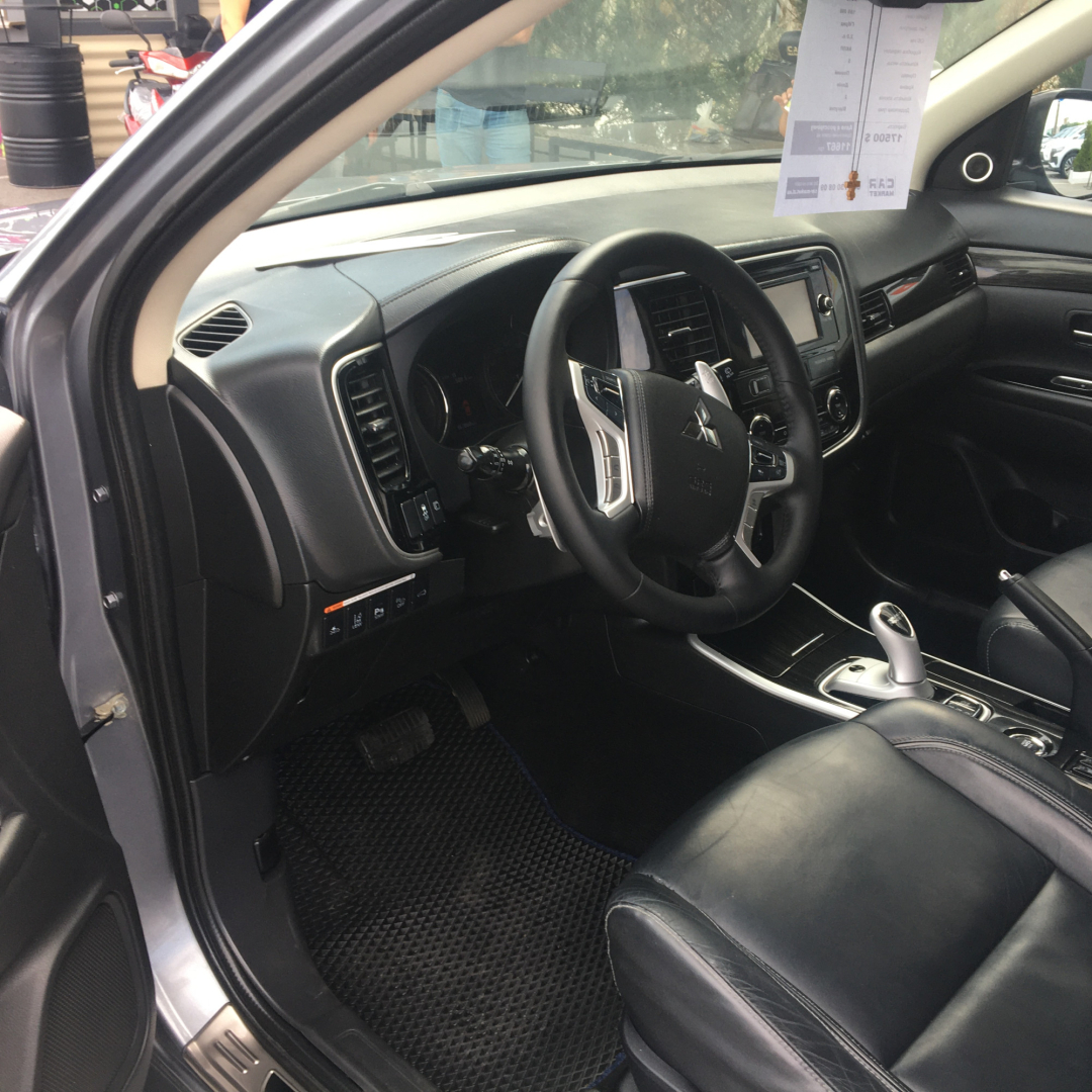 Mitsubishi Outlander PHEV 2016 Mitsubishi Outlander PHEV 2016