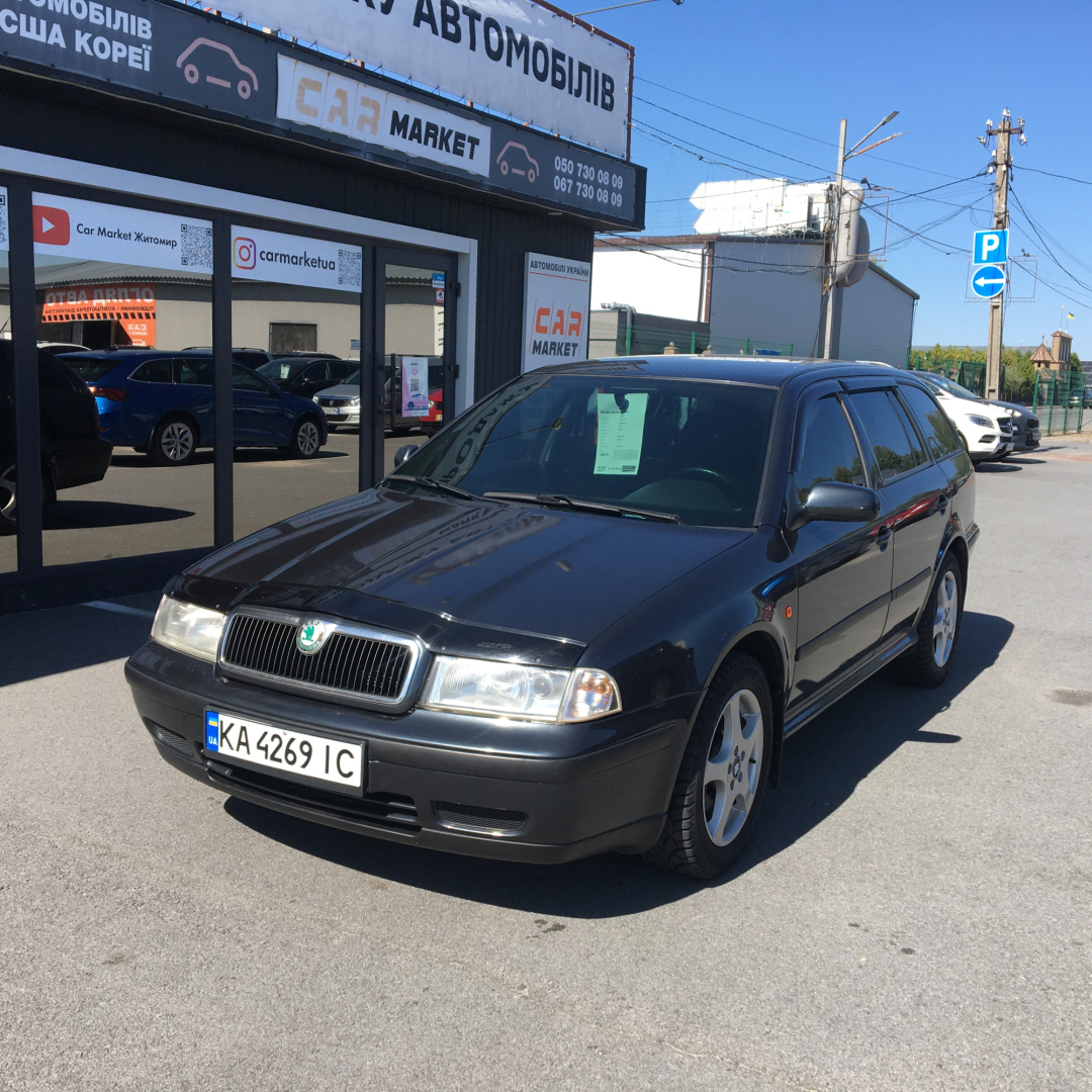 Skoda Octavia Tour 2000 Skoda Octavia Tour 2000