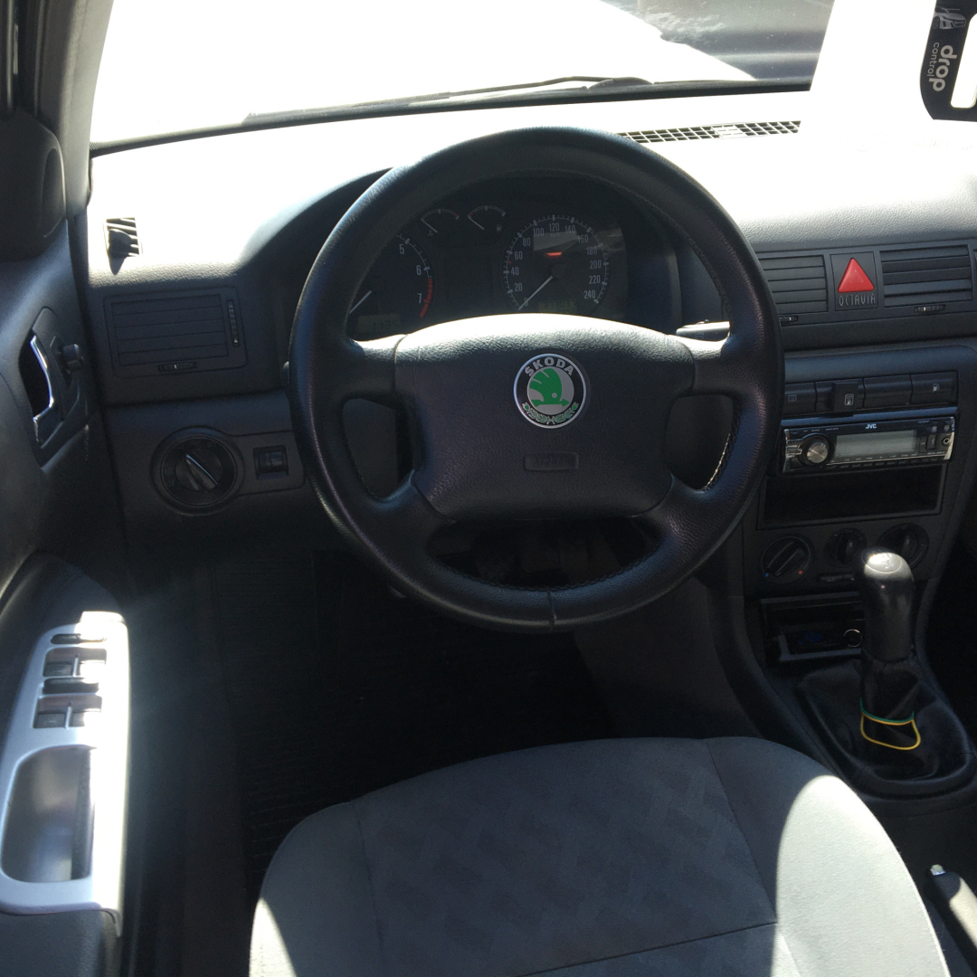 Skoda Octavia Tour 2000 Skoda Octavia Tour 2000