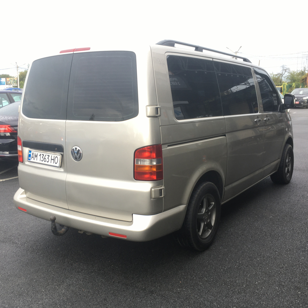 Volkswagen T5 (Transporter) пасс. 2006 Volkswagen T5 (Transporter) пасс. 2006