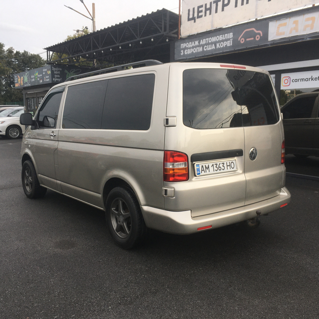 Volkswagen T5 (Transporter) пасс. 2006 Volkswagen T5 (Transporter) пасс. 2006