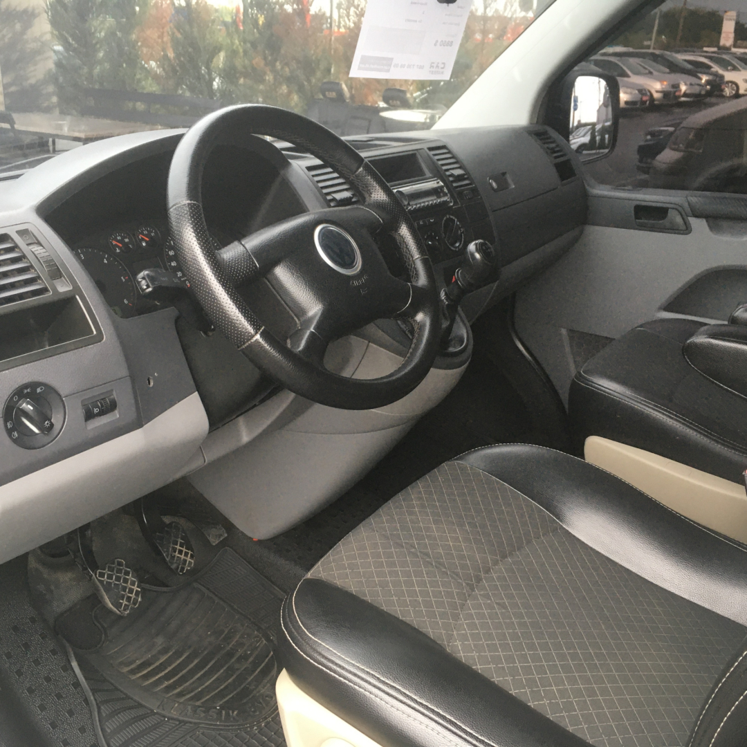 Volkswagen T5 (Transporter) пасс. 2006 Volkswagen T5 (Transporter) пасс. 2006