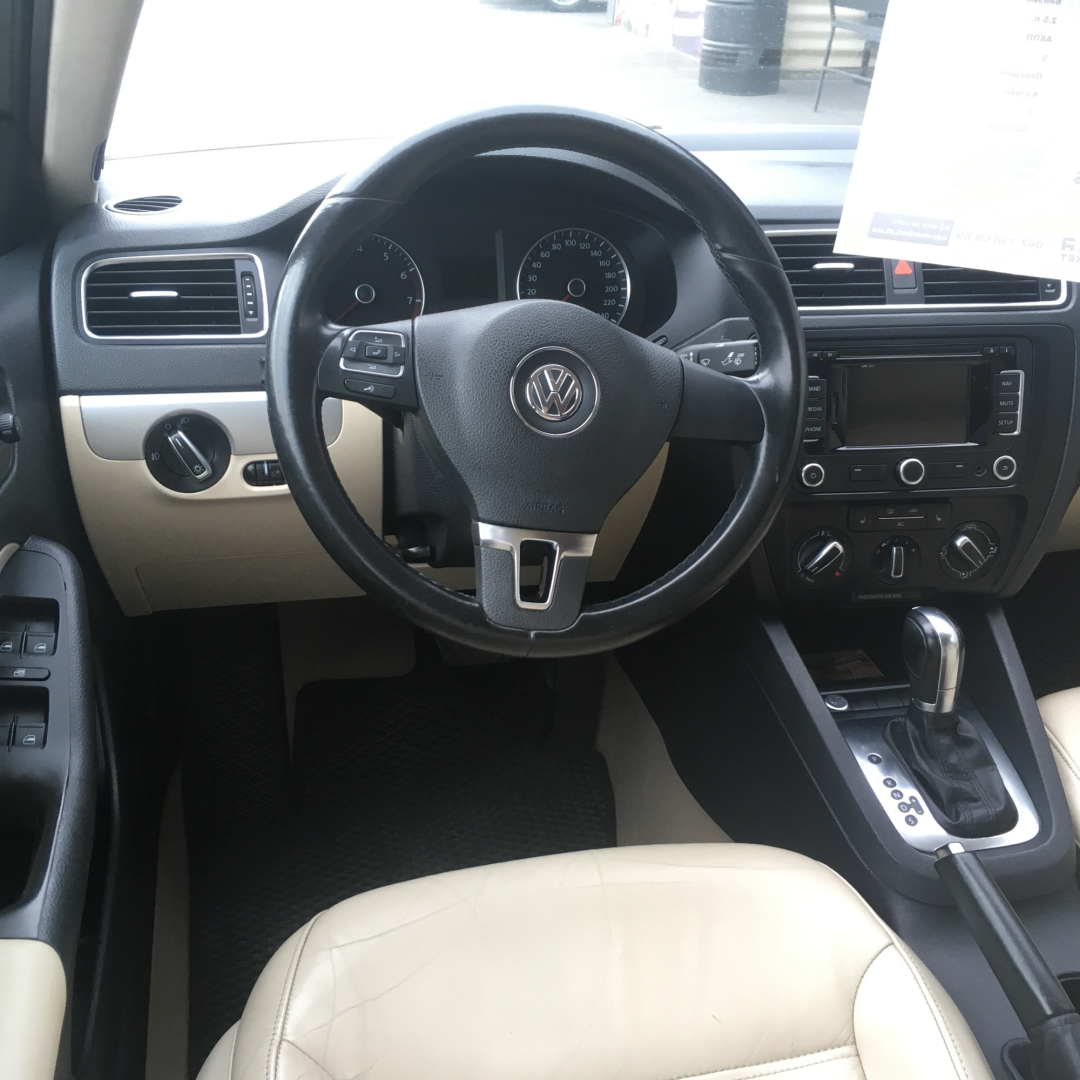 Volkswagen Jetta 2012 Volkswagen Jetta 2012