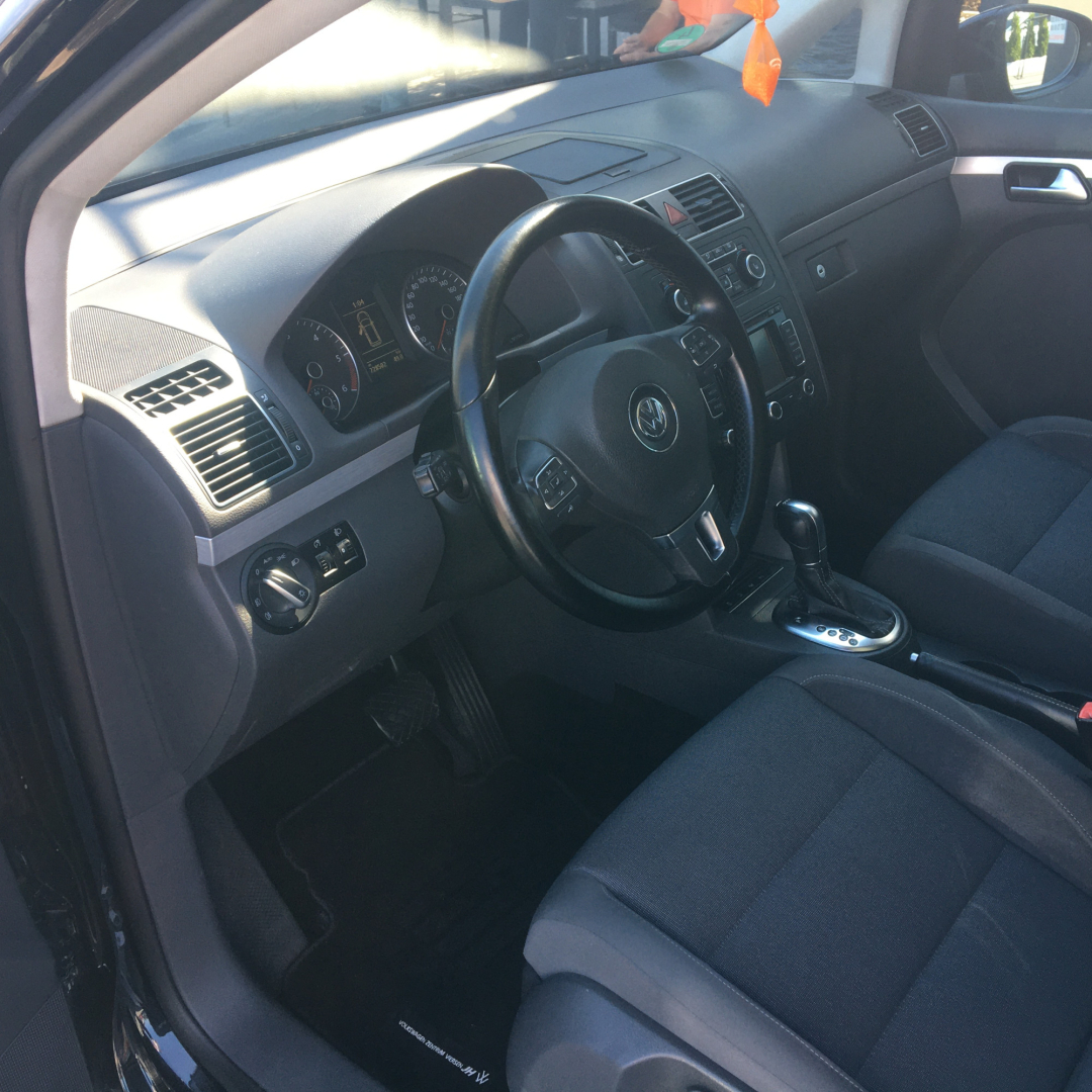 Volkswagen Touran 2012 Volkswagen Touran 2012