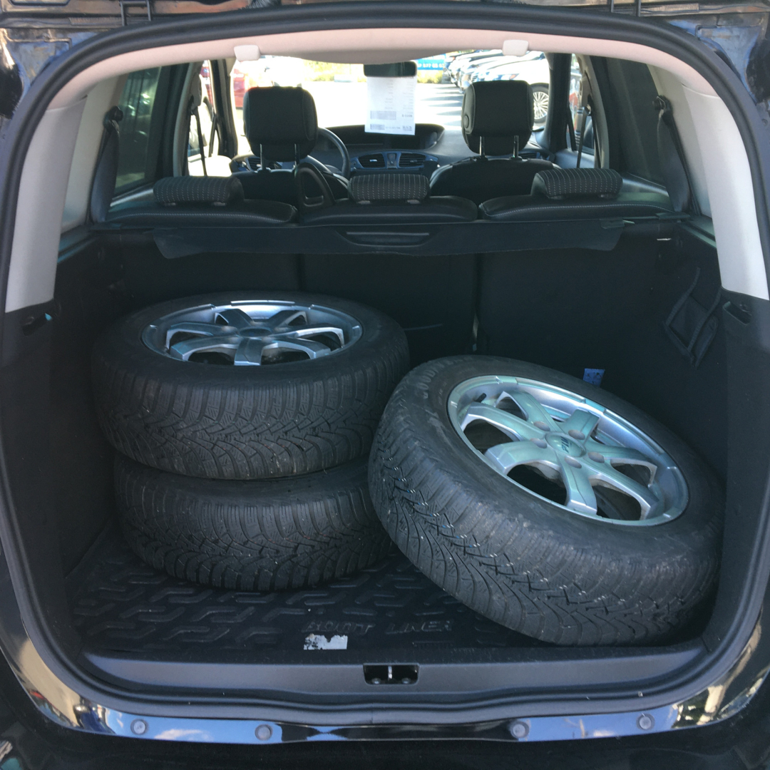 Renault Grand Scenic 2012 Renault Grand Scenic 2012