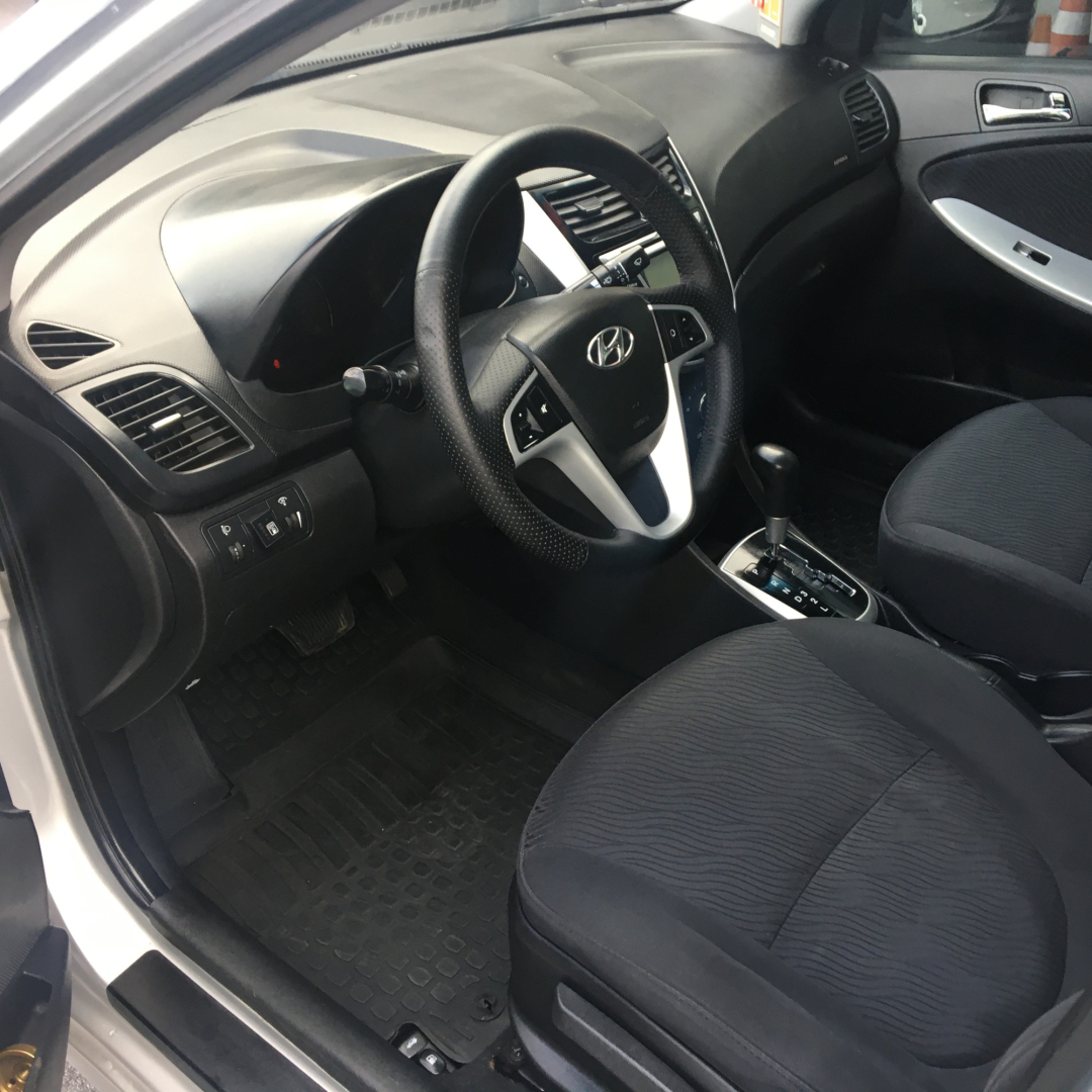 Hyundai Accent 2011 Hyundai Accent 2011