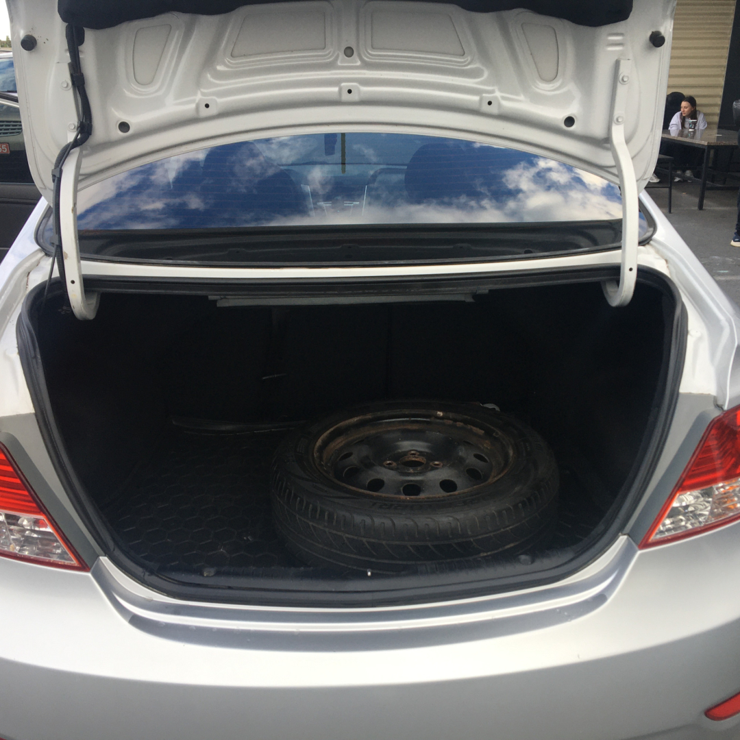 Hyundai Accent 2011 Hyundai Accent 2011