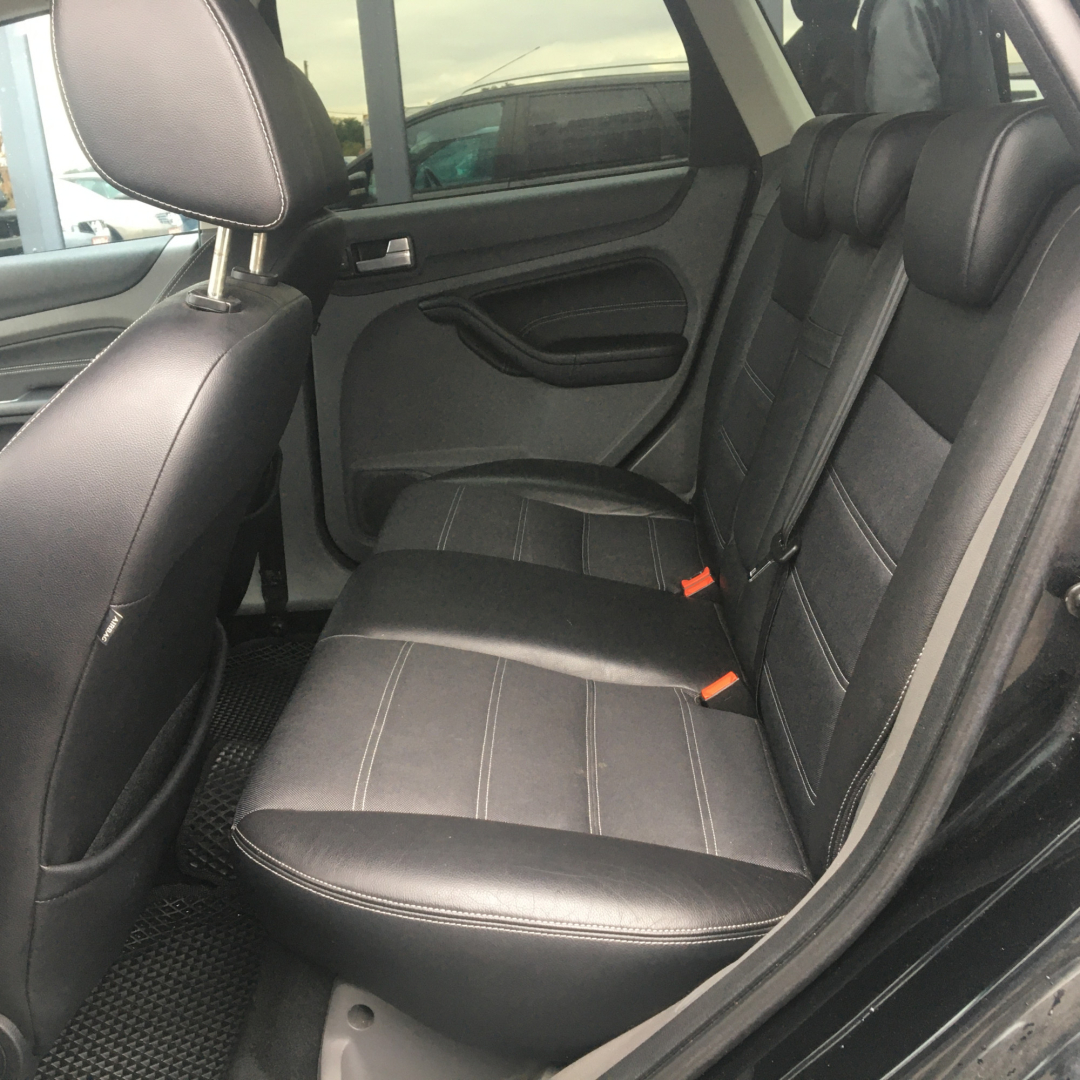 Ford Focus 2010 Ford Focus 2010