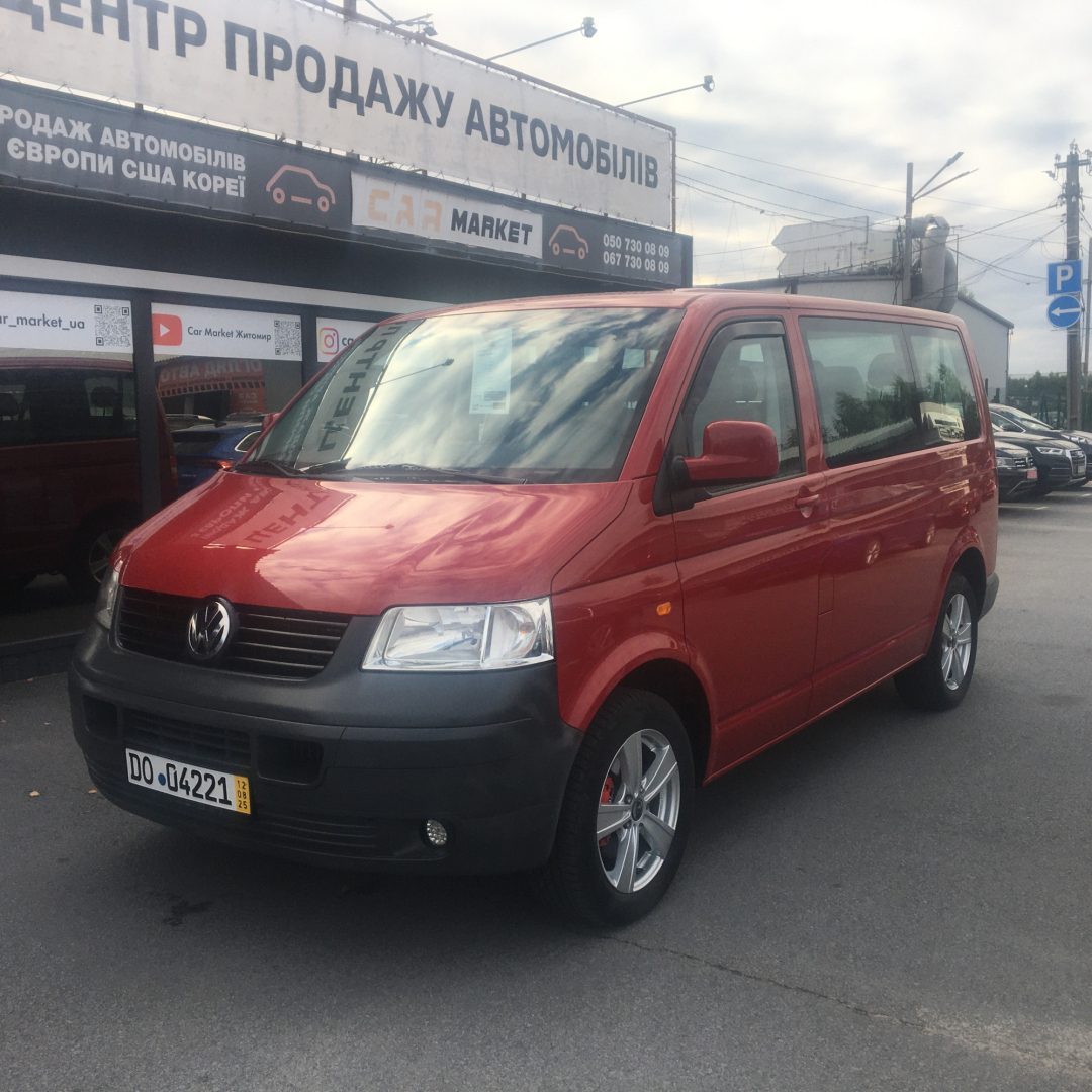 Volkswagen T5 (Transporter) пасс. 2005 Volkswagen T5 (Transporter) пасс. 2005