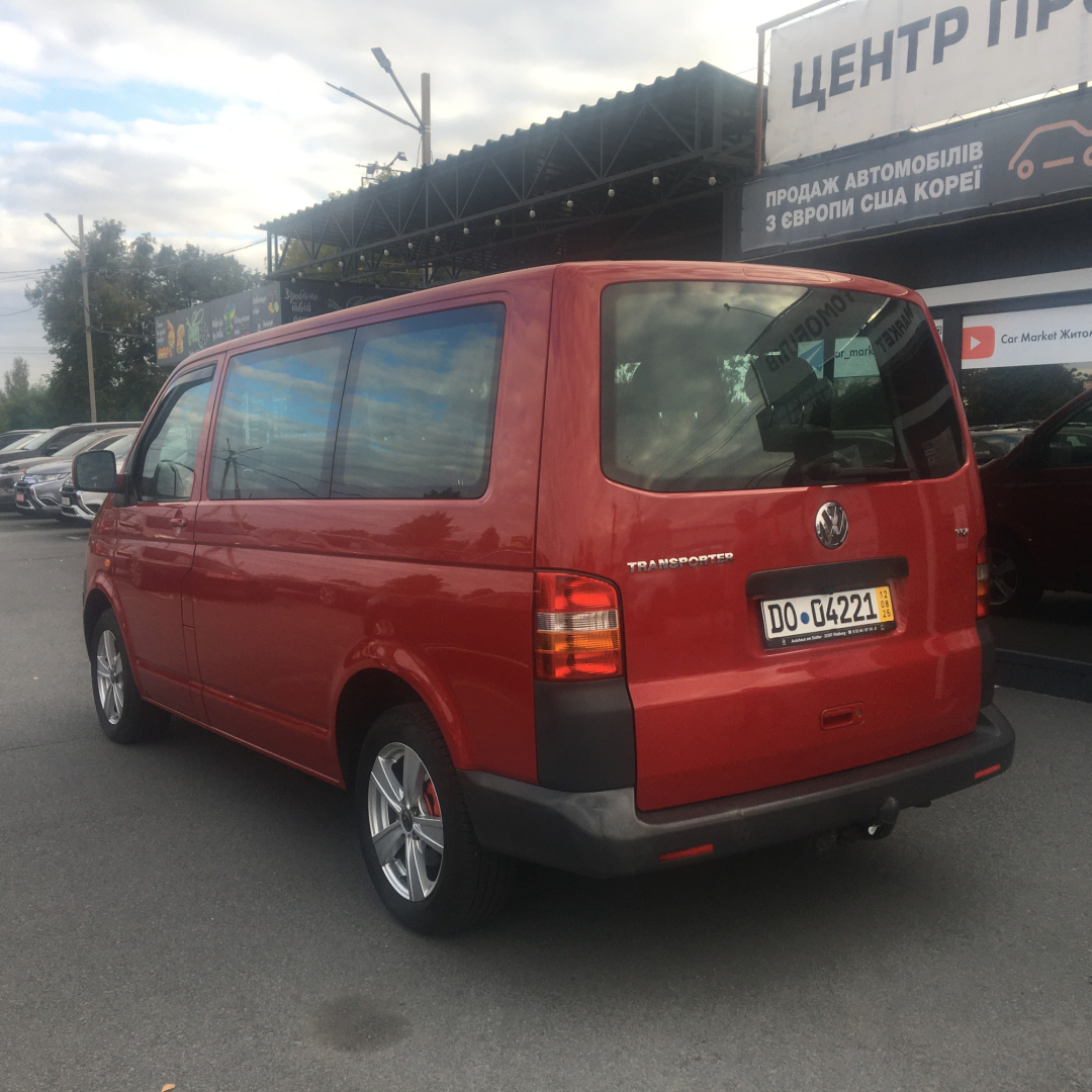 Volkswagen T5 (Transporter) пасс. 2005 Volkswagen T5 (Transporter) пасс. 2005