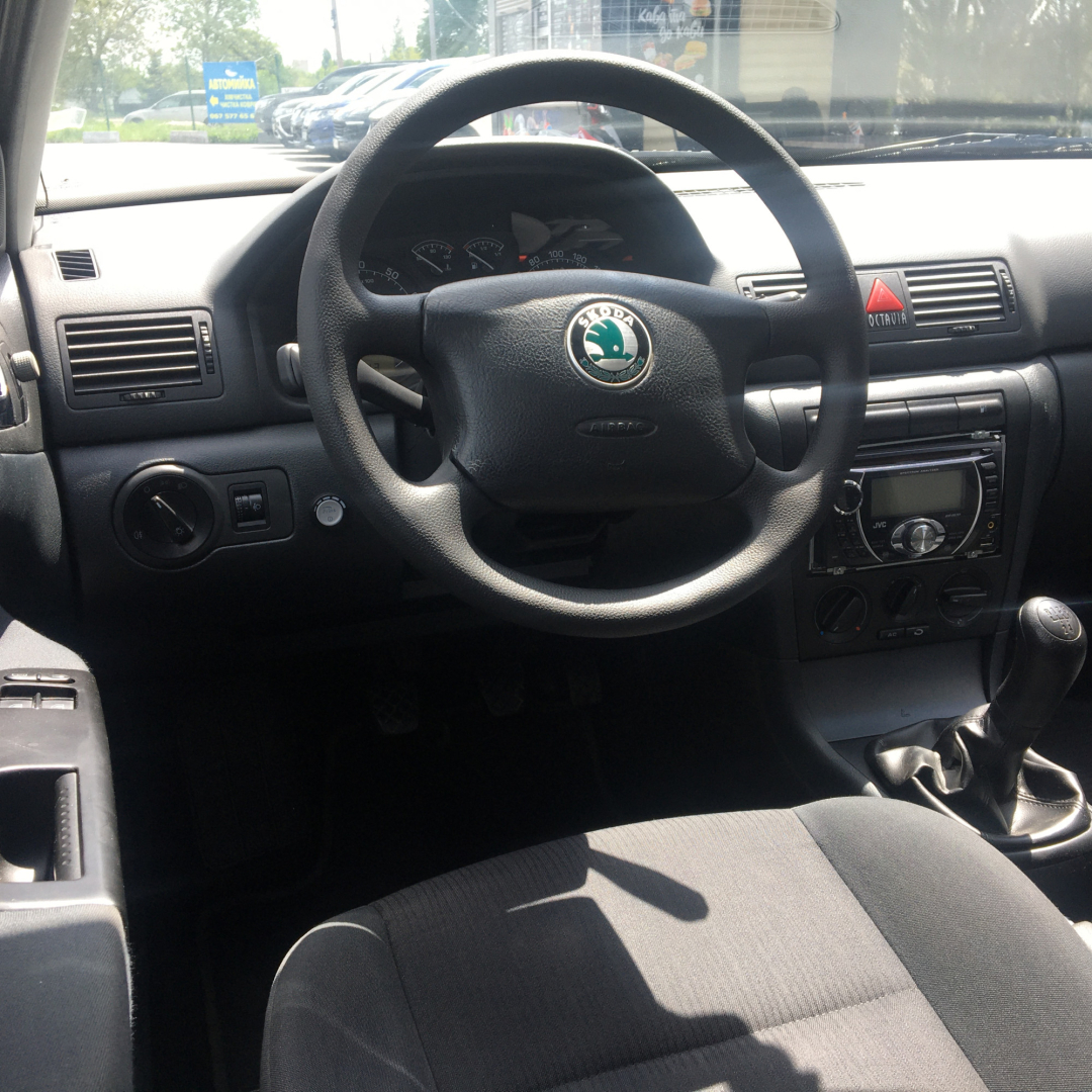 Skoda Octavia Tour 2009 Skoda Octavia Tour 2009