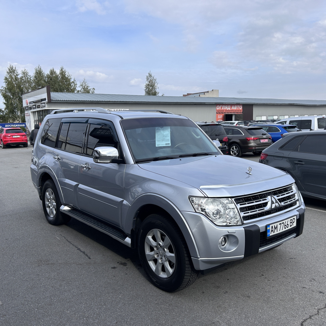 Mitsubishi Pajero 2010 Mitsubishi Pajero 2010