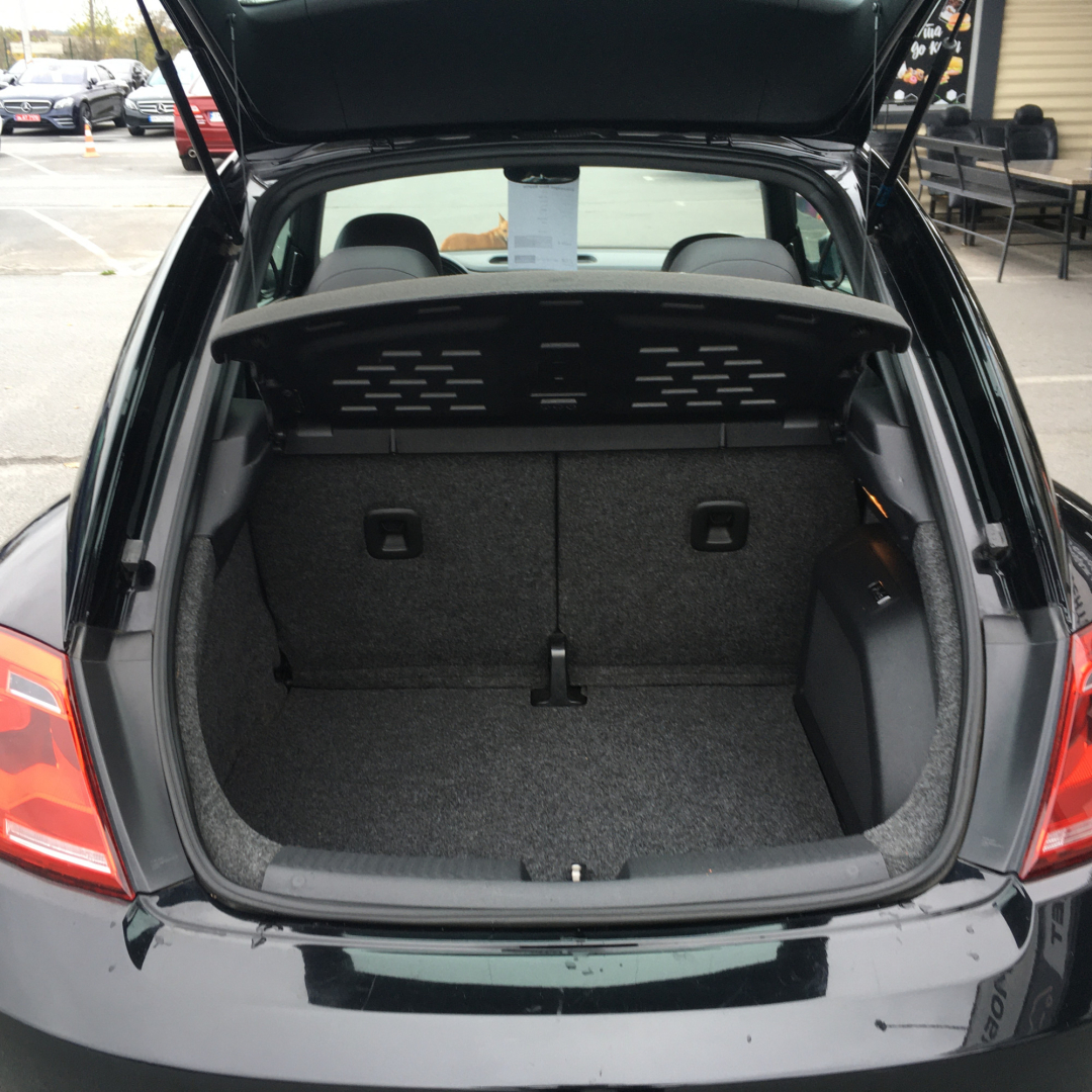 Volkswagen New Beetle 2012 Volkswagen New Beetle 2012