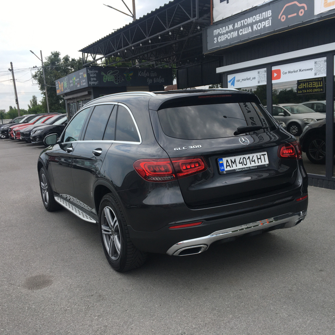 Mercedes-Benz GLC 300 2020 Mercedes-Benz GLC 300 2020