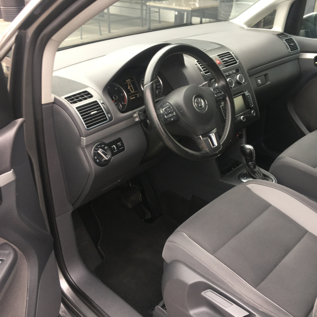 Volkswagen Touran 2015 Volkswagen Touran 2015