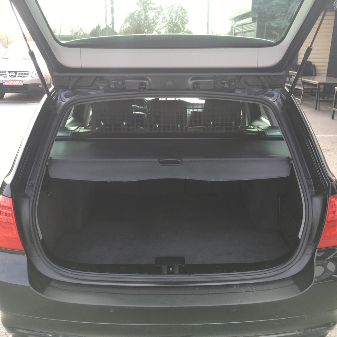 BMW 320 2010 BMW 320 2010