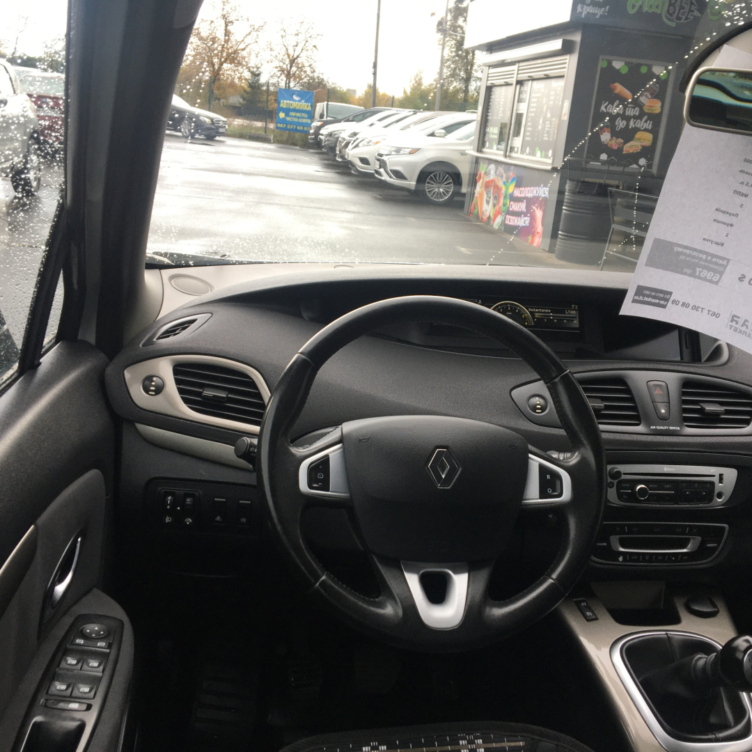 Renault Scenic 2013 Renault Scenic 2013