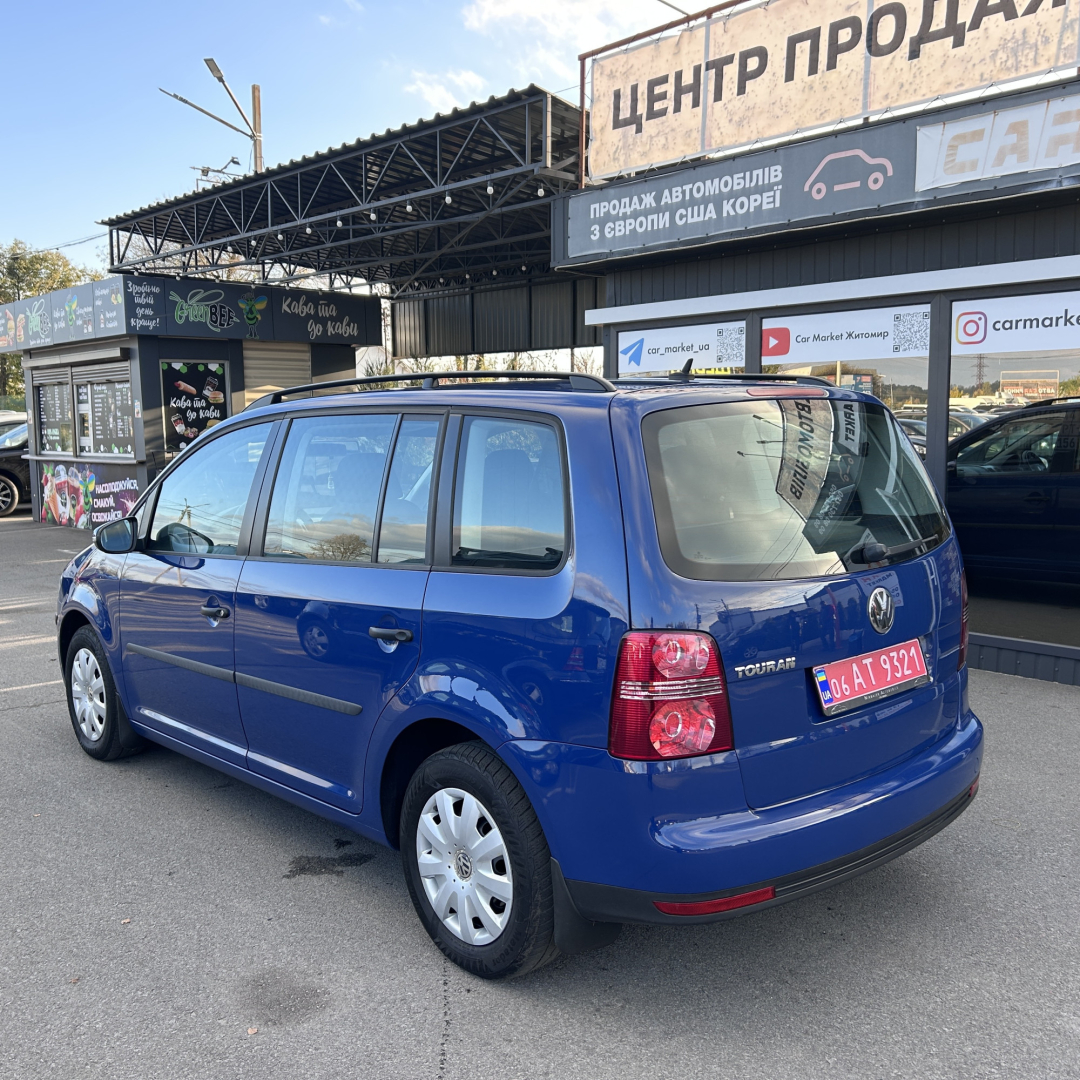 Volkswagen Touran 2010 Volkswagen Touran 2010