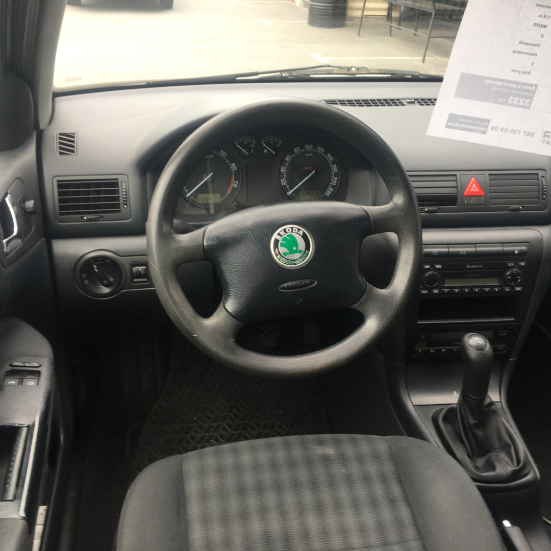 Skoda Octavia Tour 2003 Skoda Octavia Tour 2003