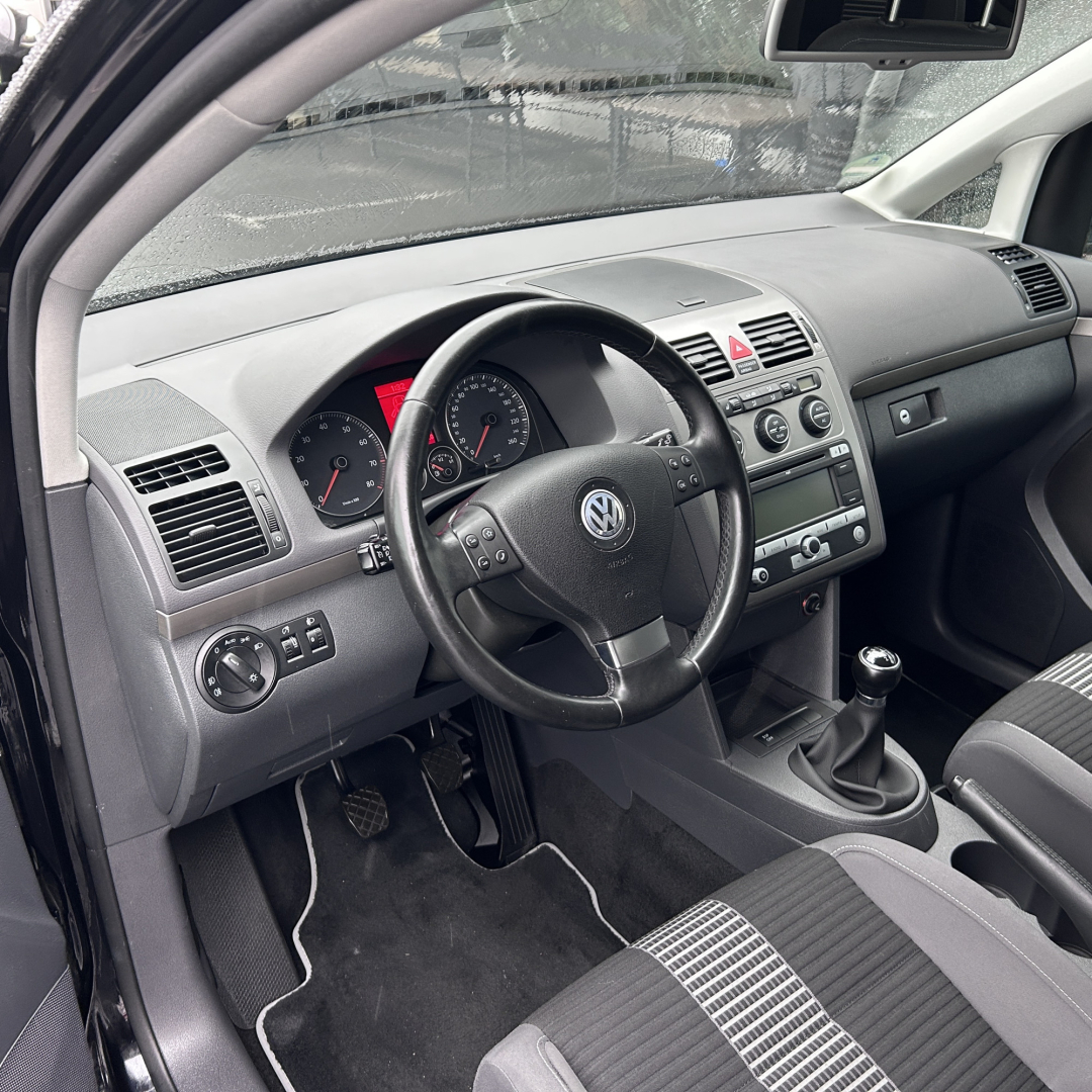 Volkswagen Touran 224 Volkswagen Touran 224