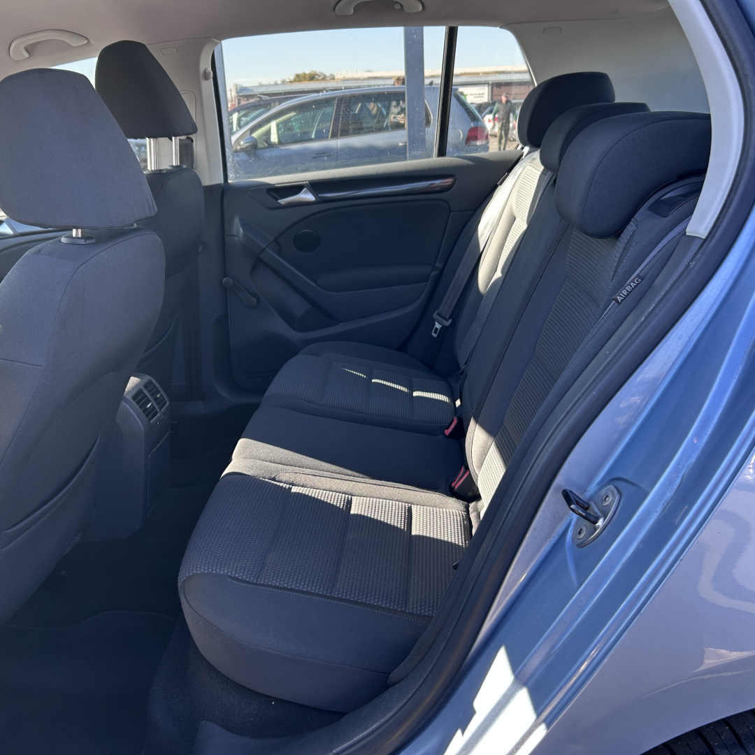 Volkswagen Golf 2010 Volkswagen Golf 2010