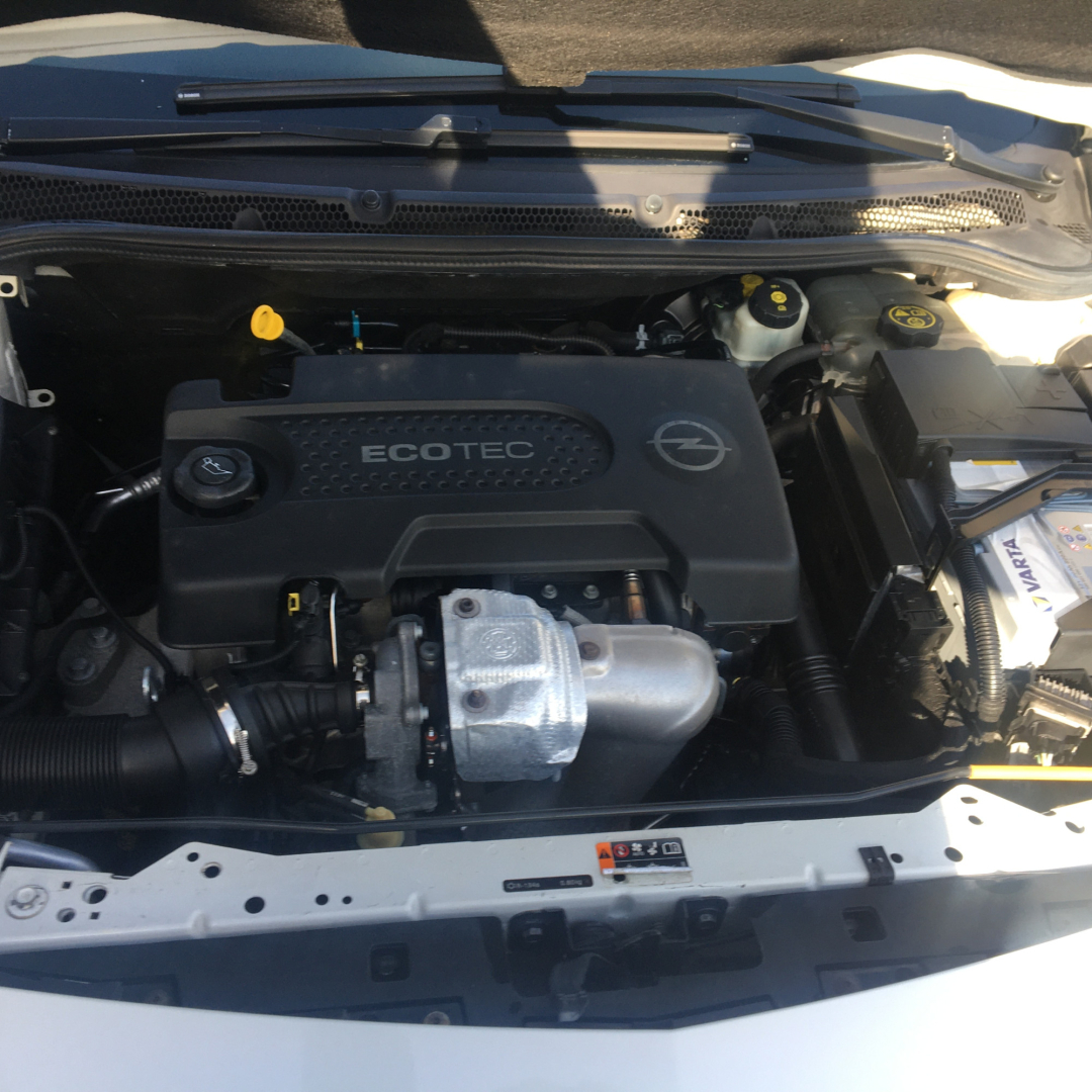 Opel Astra 2012 Opel Astra 2012