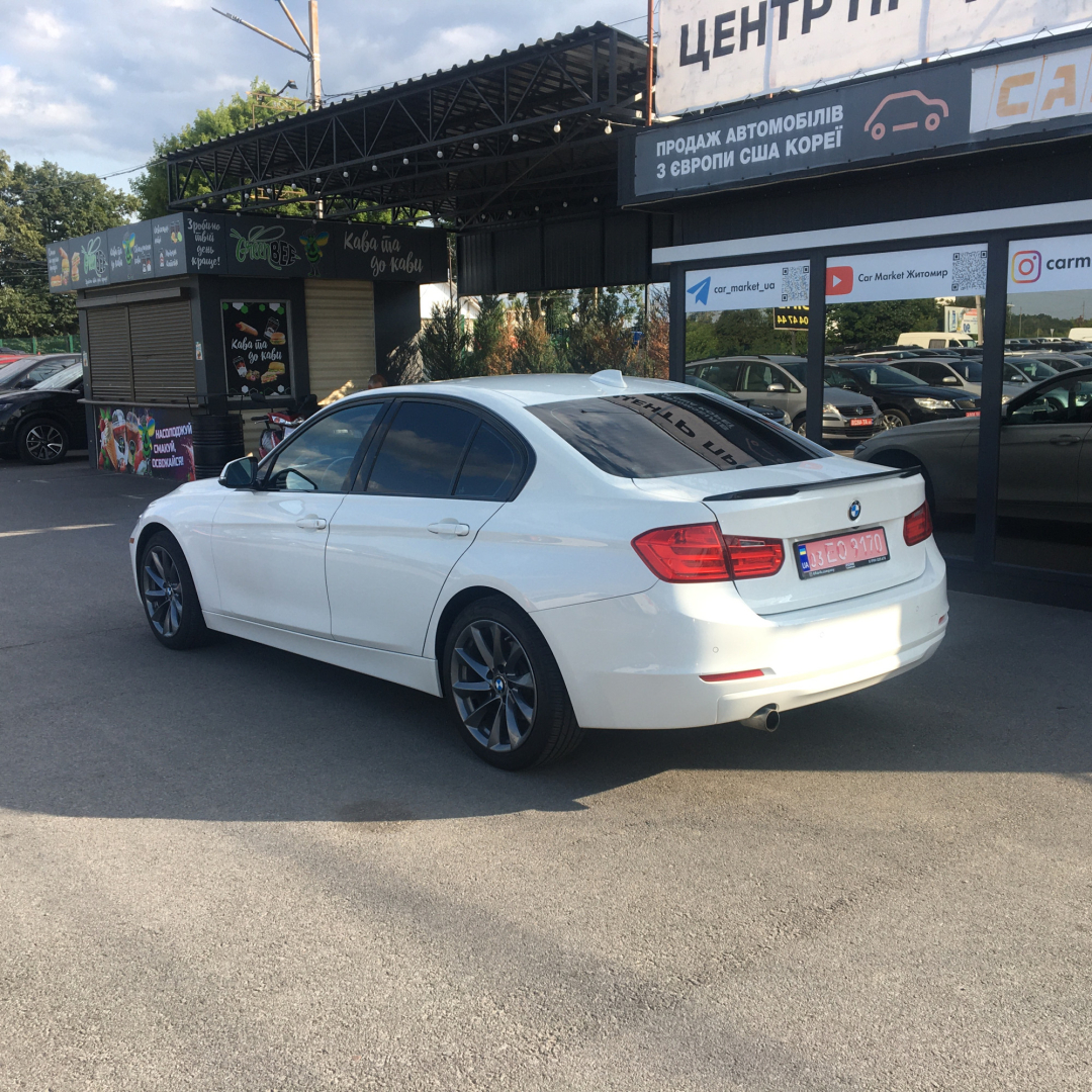 BMW 320 2015 BMW 320 2015