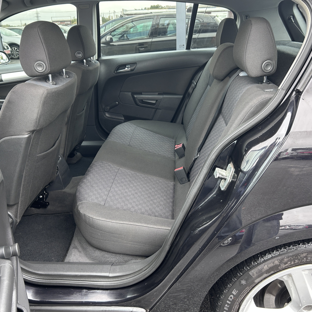 Opel Astra 2004 Opel Astra 2004