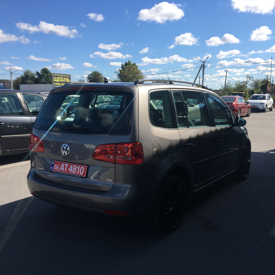 Volkswagen Touran 2011 Volkswagen Touran 2011