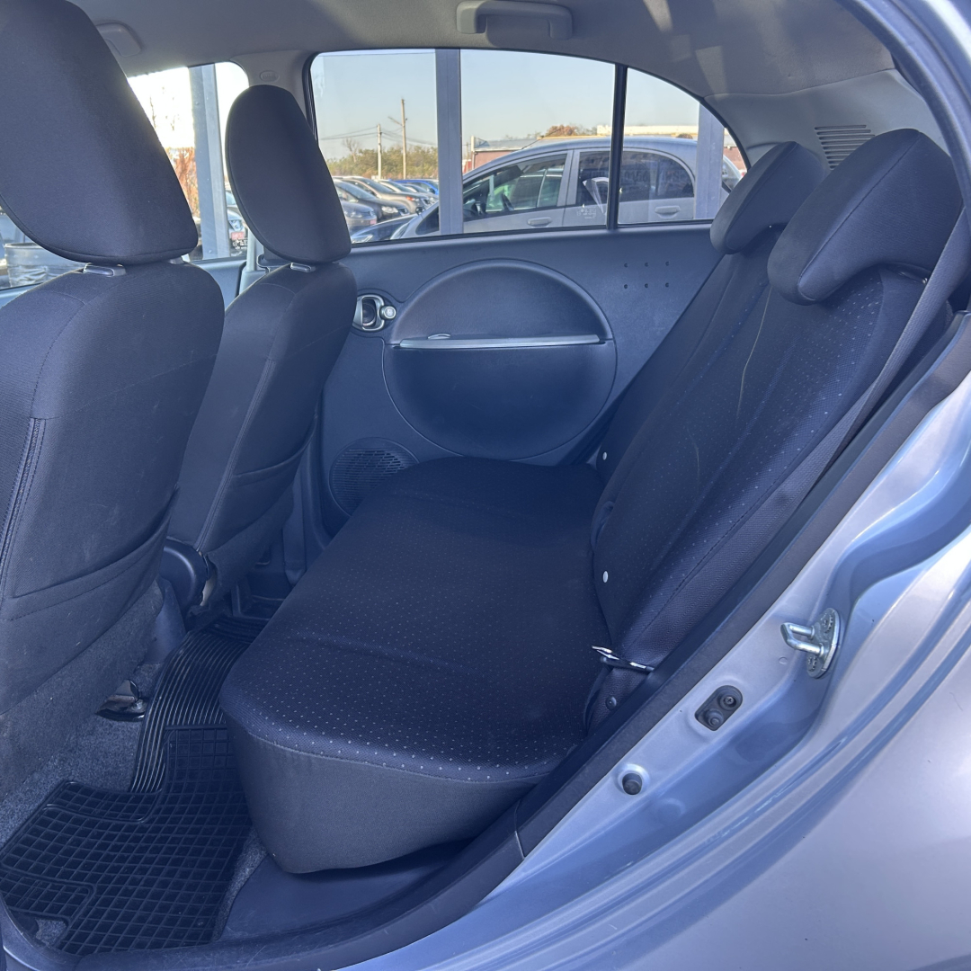 Mitsubishi i-MiEV 2011 Mitsubishi i-MiEV 2011