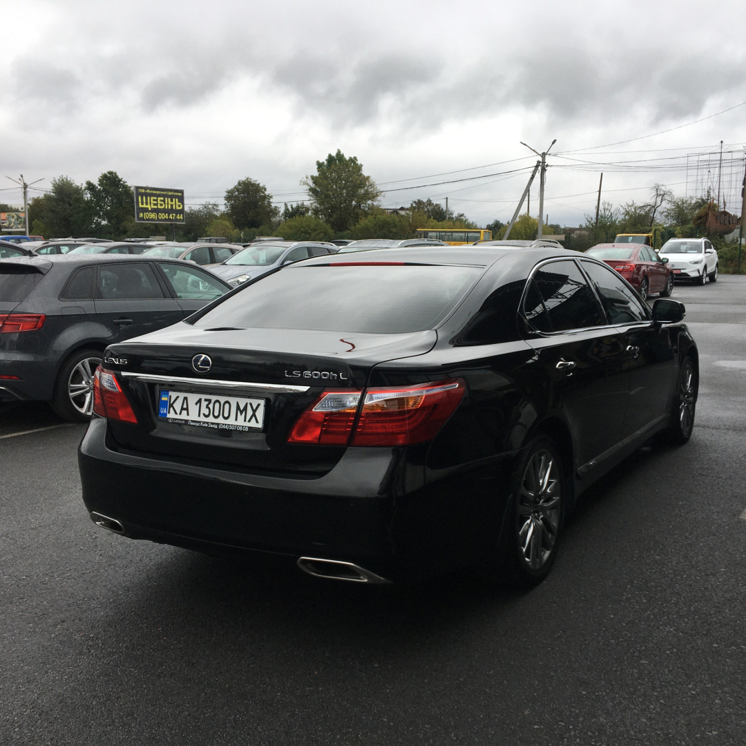 Lexus LS 600hl 2011 Lexus LS 600hl 2011
