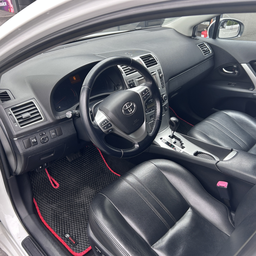 Toyota Avensis 2012 Toyota Avensis 2012