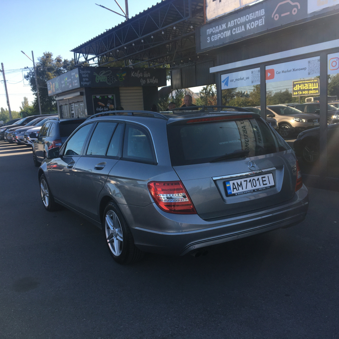 Mercedes-Benz C 200 2014 Mercedes-Benz C 200 2014