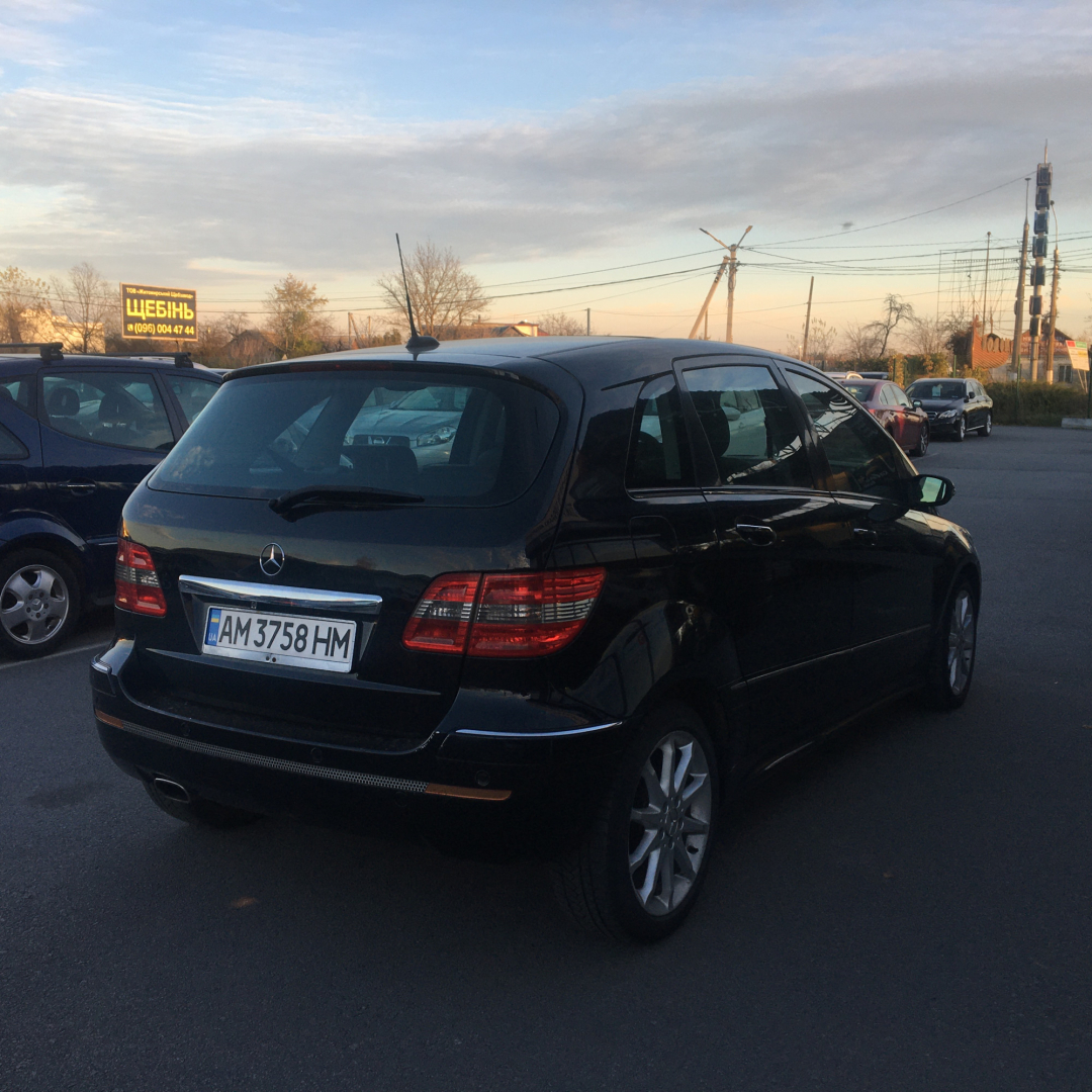 Mercedes-Benz B 200 2005 Mercedes-Benz B 200 2005