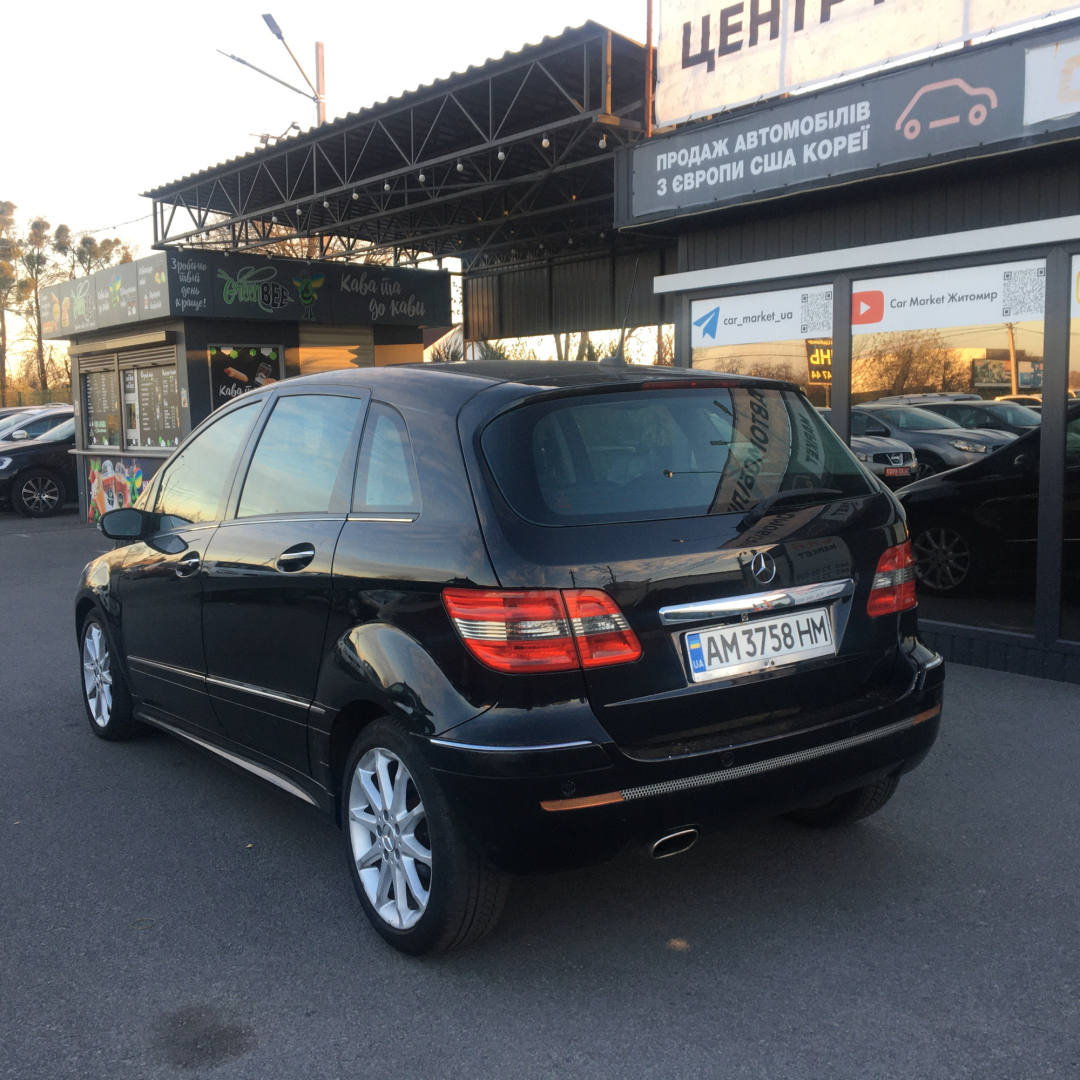 Mercedes-Benz B 200 2005 Mercedes-Benz B 200 2005