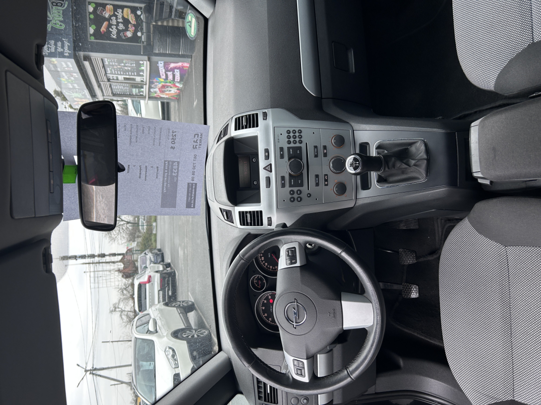 Opel Zafira 2011 Opel Zafira 2011