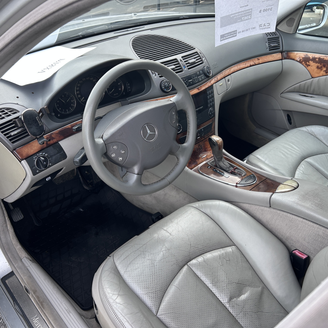 Mercedes-Benz E 230 2003 Mercedes-Benz E 230 2003