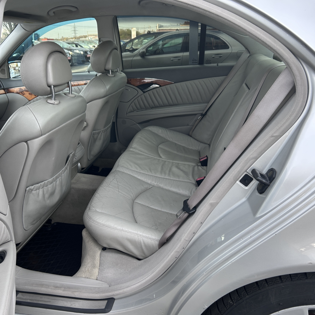 Mercedes-Benz E 230 2003 Mercedes-Benz E 230 2003