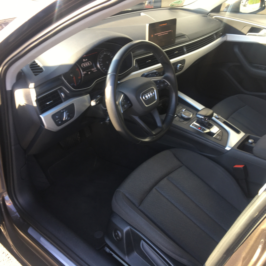 Audi A4 2018 Audi A4 2018