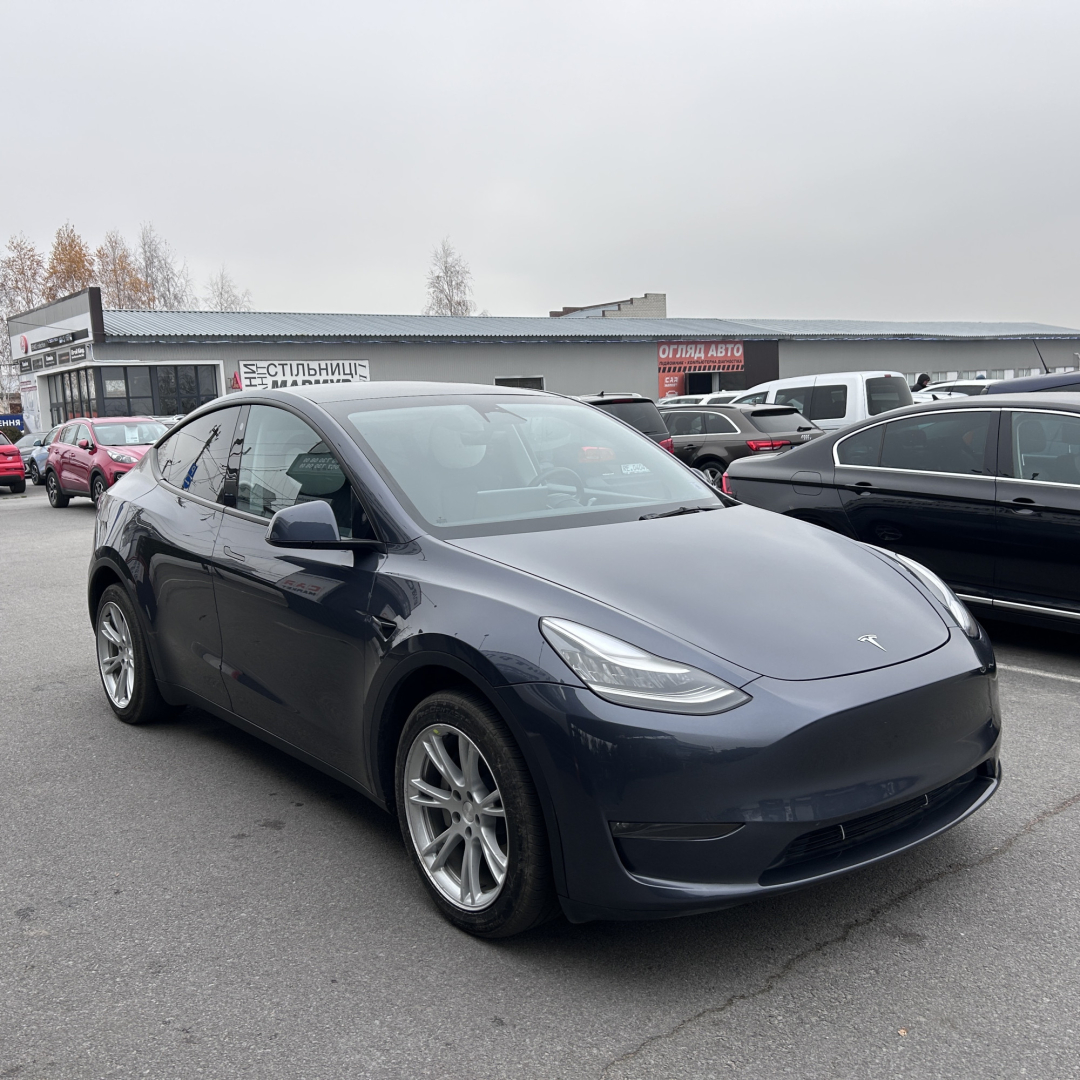 Tesla Model Y 2023 Tesla Model Y 2023