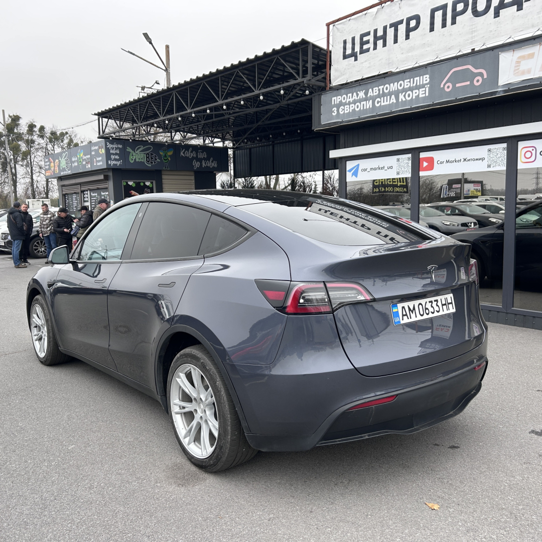 Tesla Model Y 2023 Tesla Model Y 2023