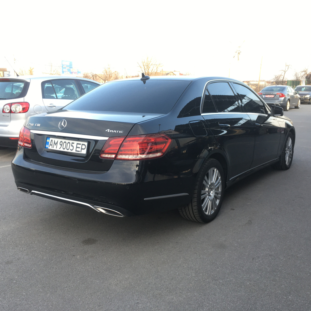 Mercedes-Benz E 250 2015 Mercedes-Benz E 250 2015