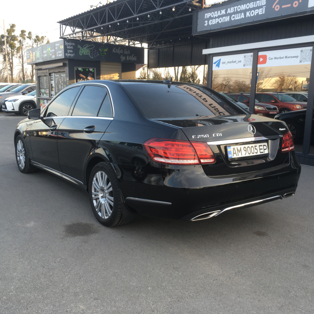 Mercedes-Benz E 250 2015 Mercedes-Benz E 250 2015