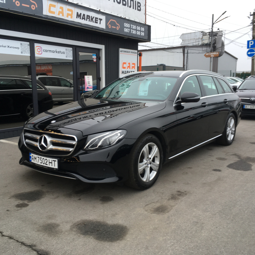 Mercedes-Benz E 220 2016 Mercedes-Benz E 220 2016