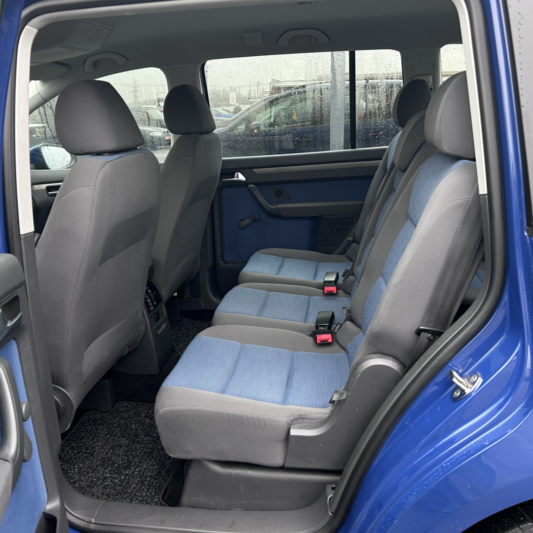 Volkswagen Touran 2010 Volkswagen Touran 2010