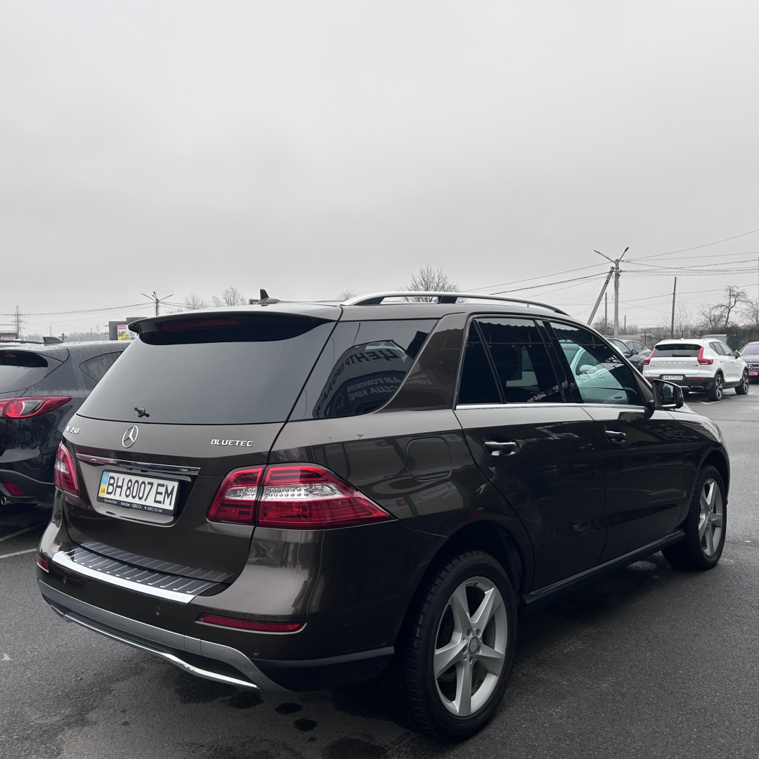 Mercedes-Benz ML 350 2013 Mercedes-Benz ML 350 2013