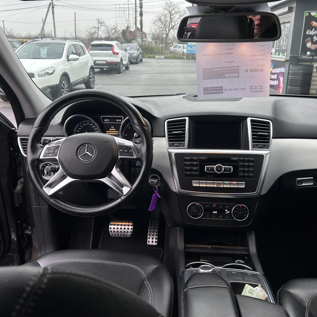 Mercedes-Benz ML 350 2013 Mercedes-Benz ML 350 2013